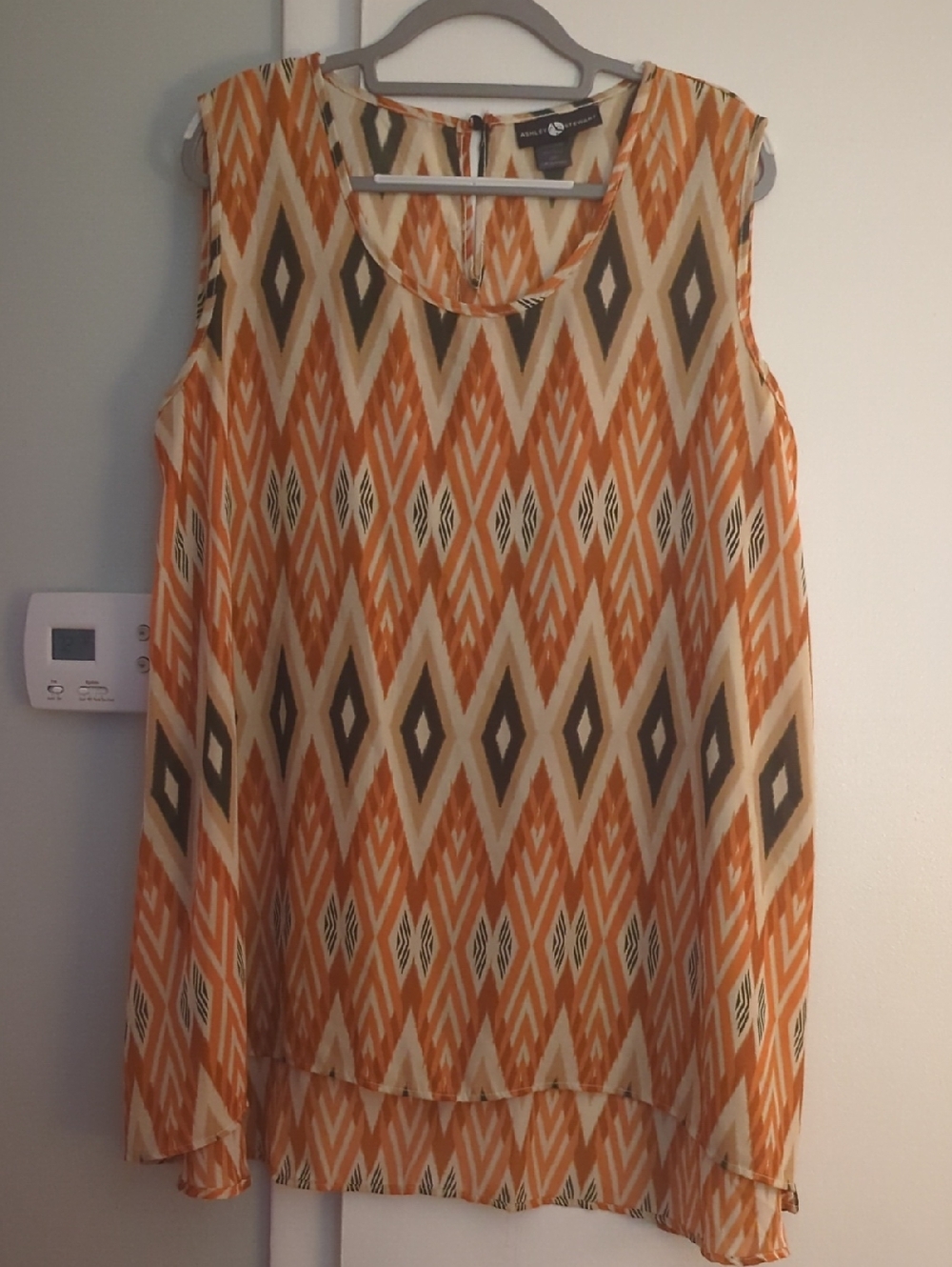 Ashley Stewart Orange & Cream Geometric Sleeveless Tunic Top